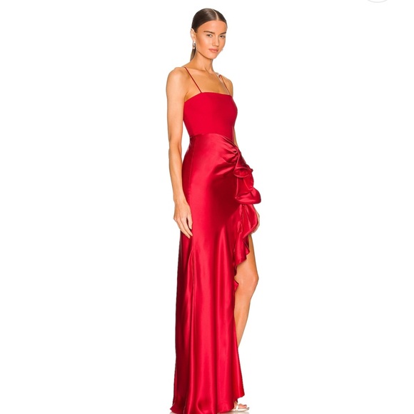 Absolutely stunning, red gown from Revolve - Picture 2 of 7